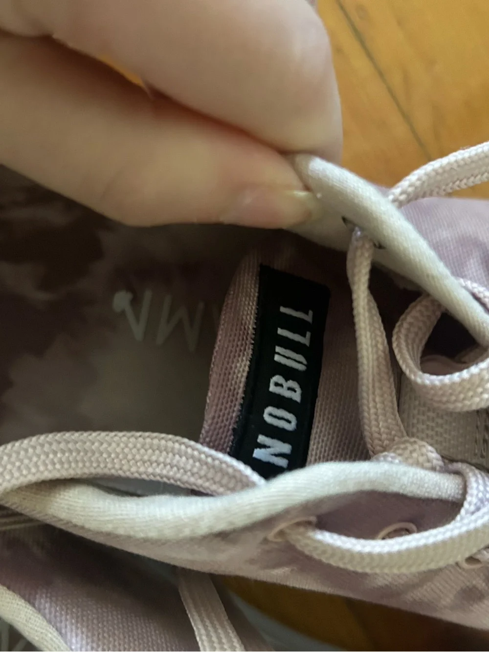 ☀️3/$25 NOBULL Tie Dye Canvas Trainers in the Dusty Rose 11.5 women’s
